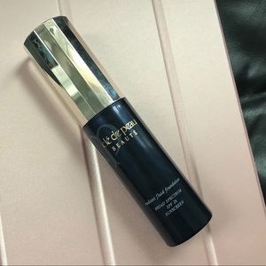 Cle de Peau (WB20) Radiant Fluid Foundation